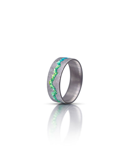 Wide Gradient Crystal Vein Niobium Ring