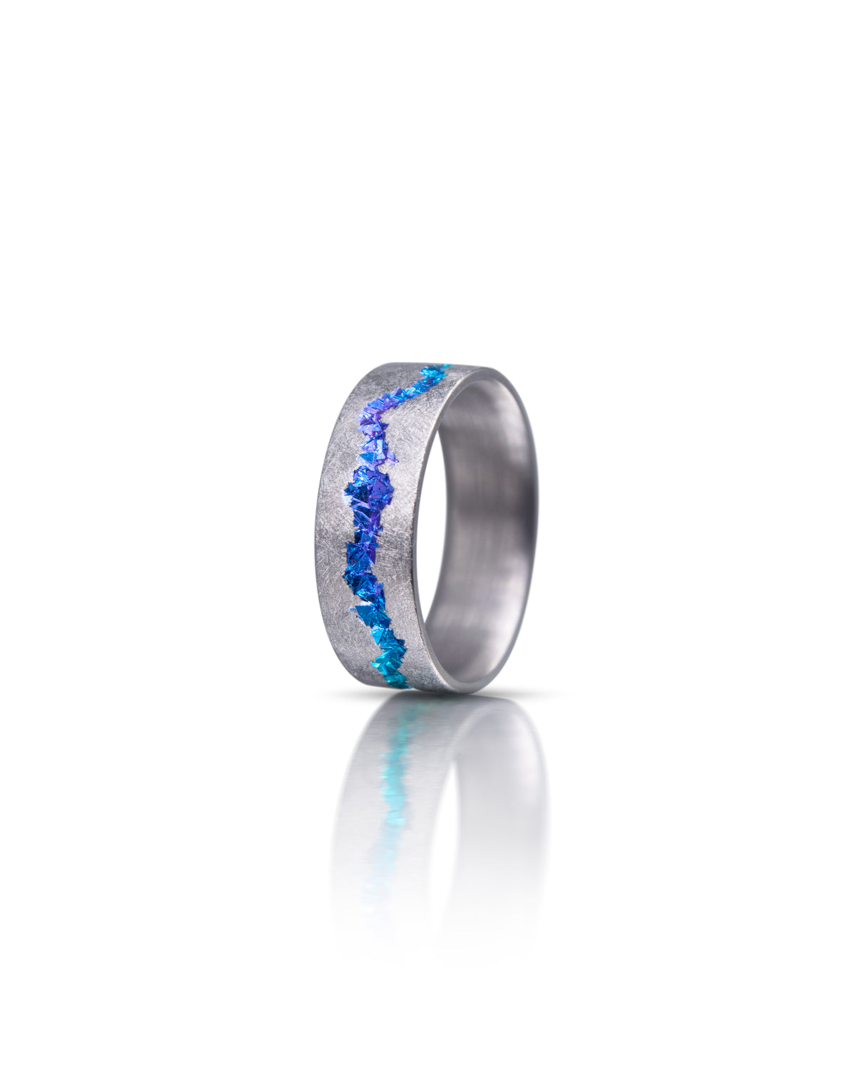 Wide Gradient Crystal Vein Niobium Ring