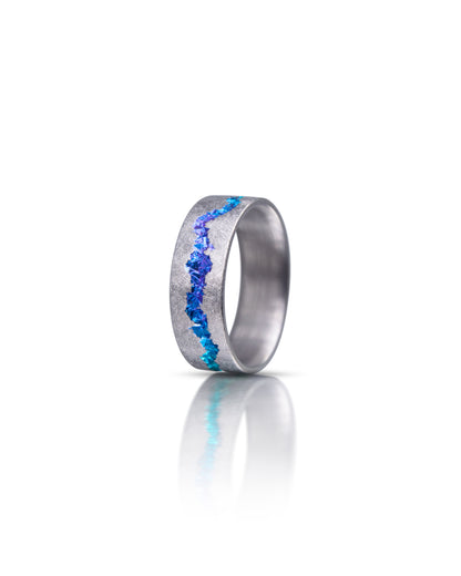 Wide Gradient Crystal Vein Niobium Ring