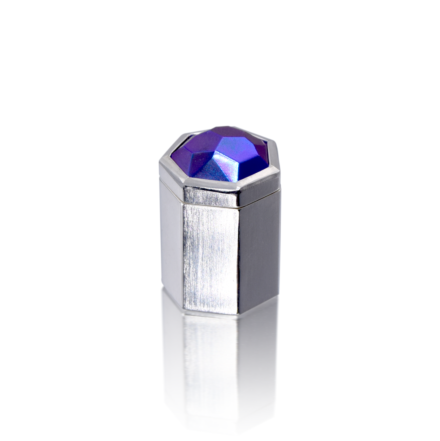 Small Niobium Crystal Box