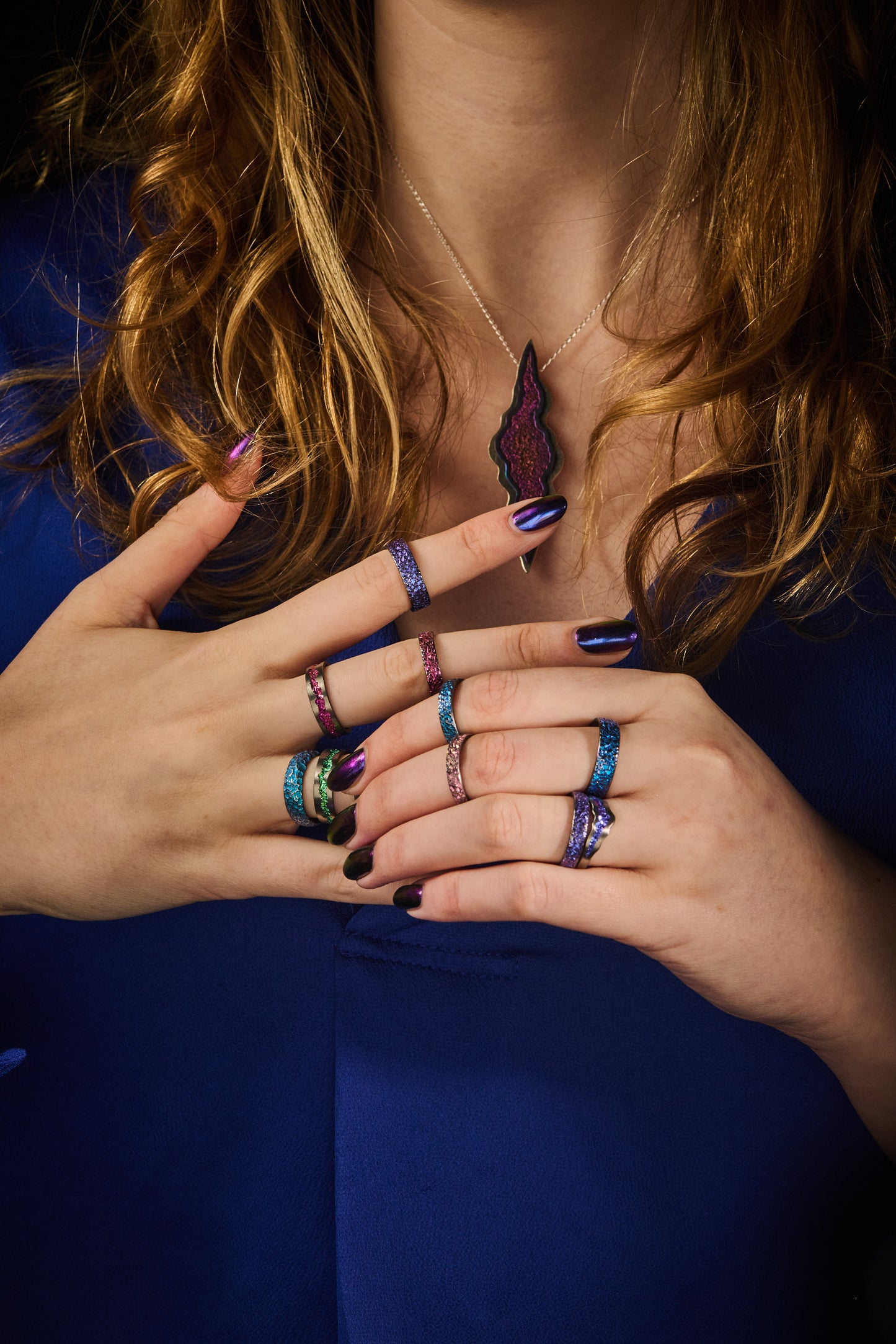 Violet Crystal Texture Niobium Ring - Wide